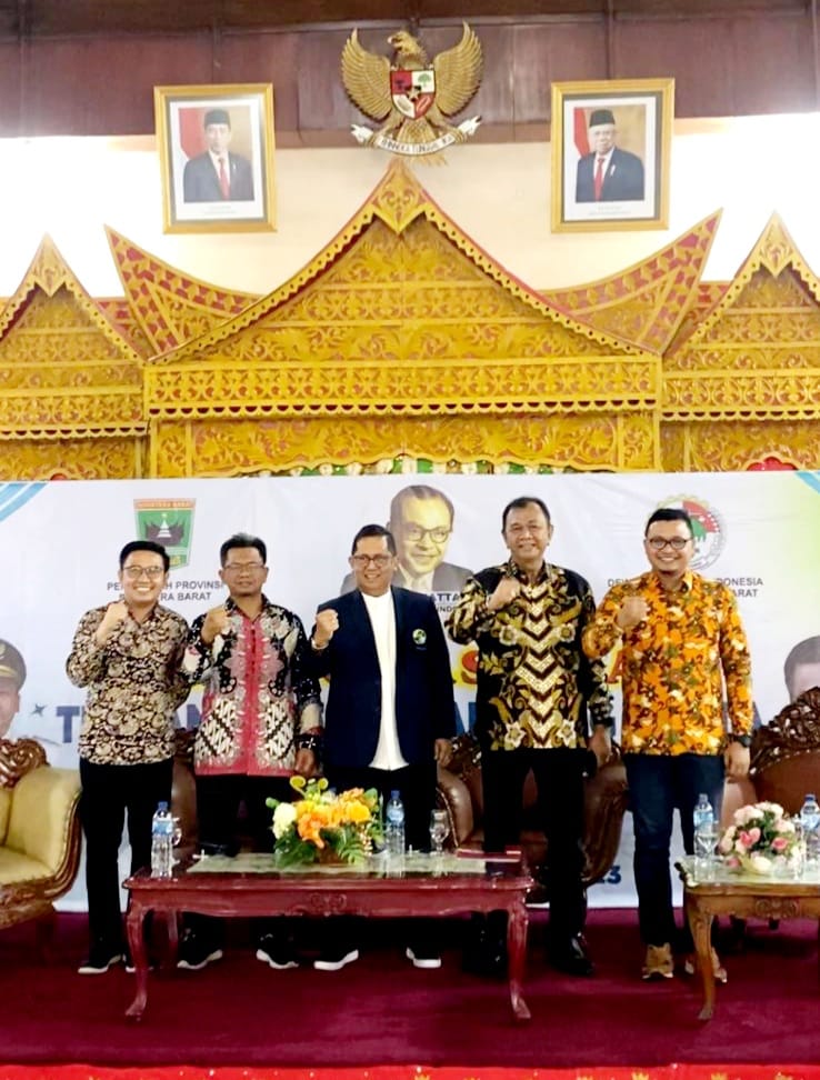 Dinas Koperasi dan UKM Sumbar Gelar Dialog Nasional Ketokohan Bung Hatta di Bukittinggi 