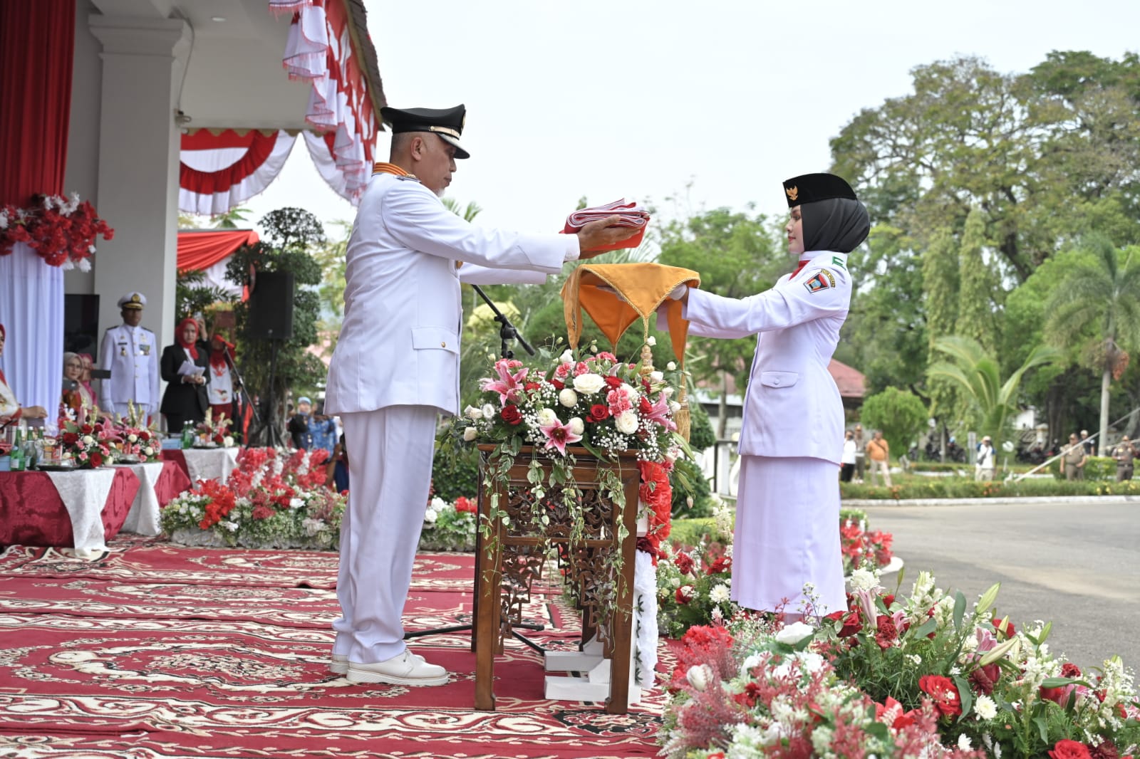 Paskibra Upacara Pengibaran Bendera HUT RI KE-78 Tuai Pujian Gubernur Mahyeldi 