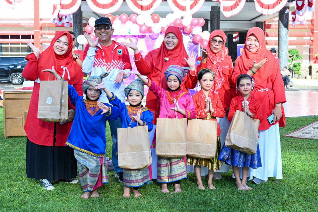 Kampanyekan Konsumsi Pangan Begizi Seimbang dan Aman, Dinas Pangan Sumbar Gencarkan B2SA Goes to School 