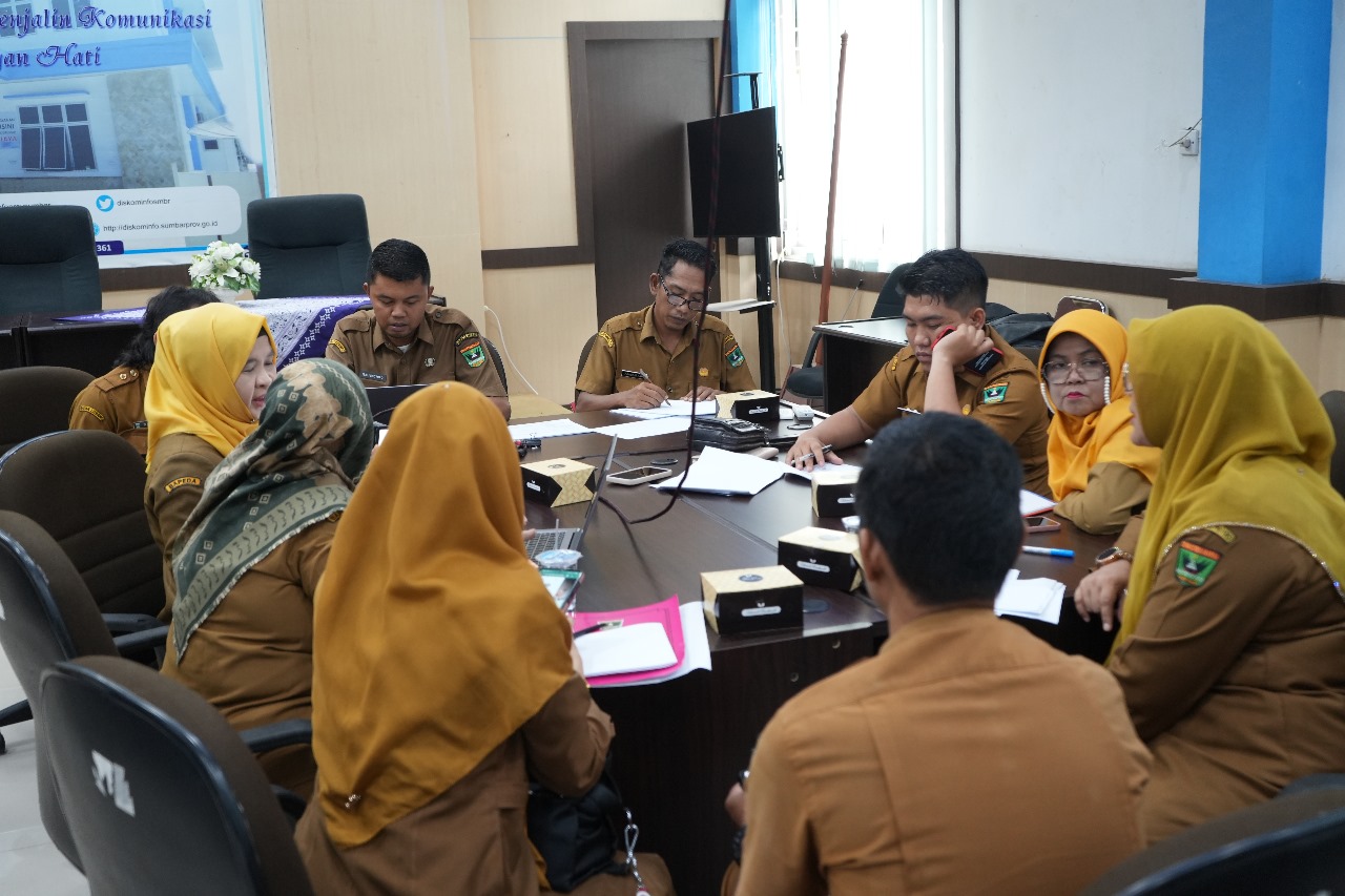 Diskominfotik Sumbar Gelar Rapat Penetapan Klasifikasi Informasi yang Dikecualikan