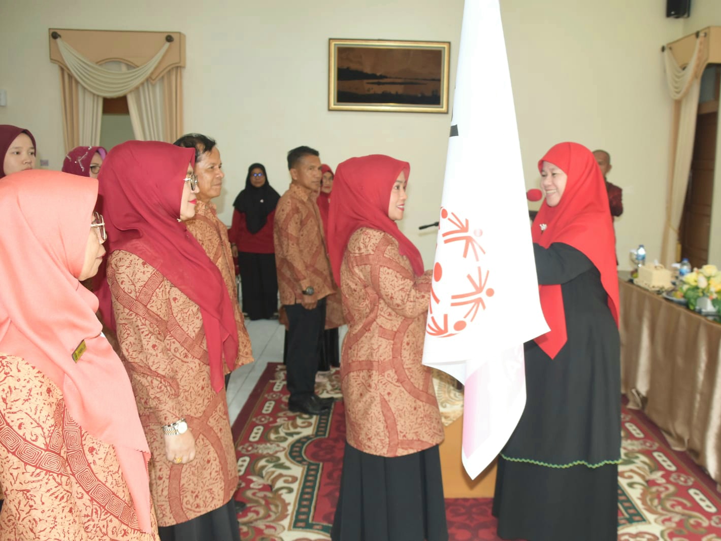 Lantik Pengurus SOIna Agam dan Bukittinggi, Ummi Harneli: Jangan Ada Lagi Stigma yang Merendahkan Penyandang Tunagrahita