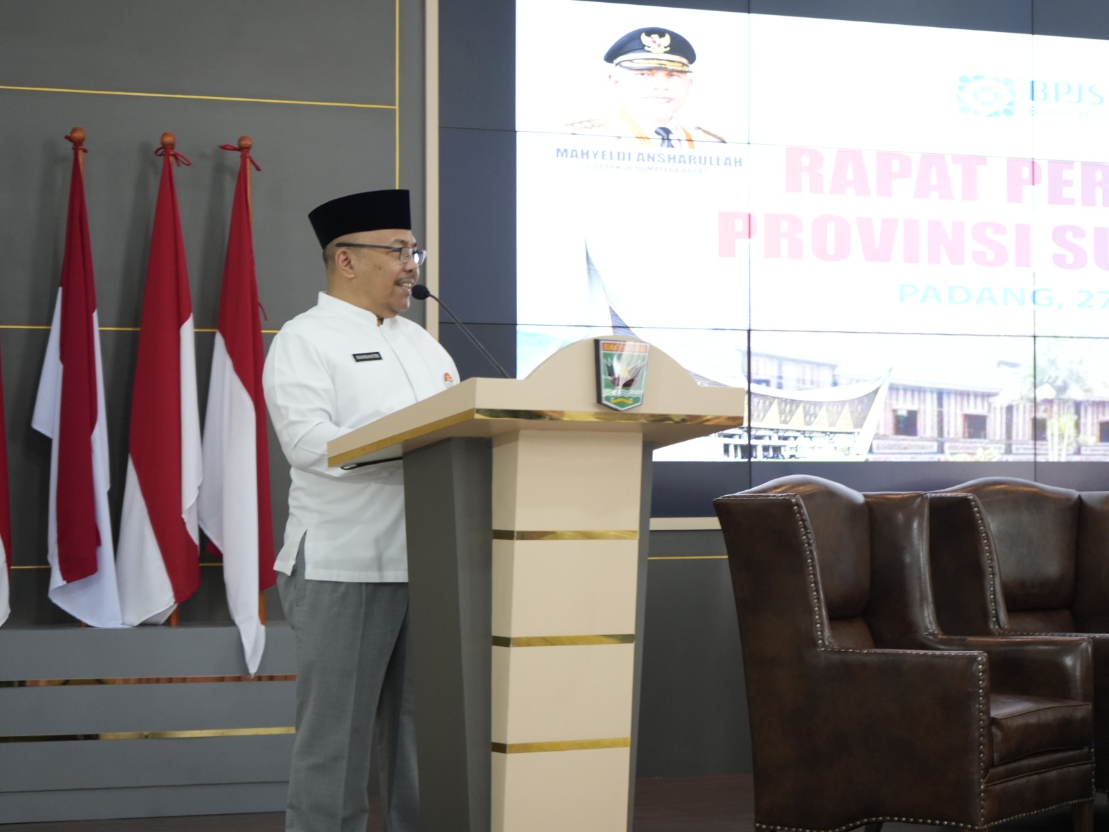 Sekdaprov Hansastri Sampaikan Komitmen Percepatan UHC di Sumatera Barat