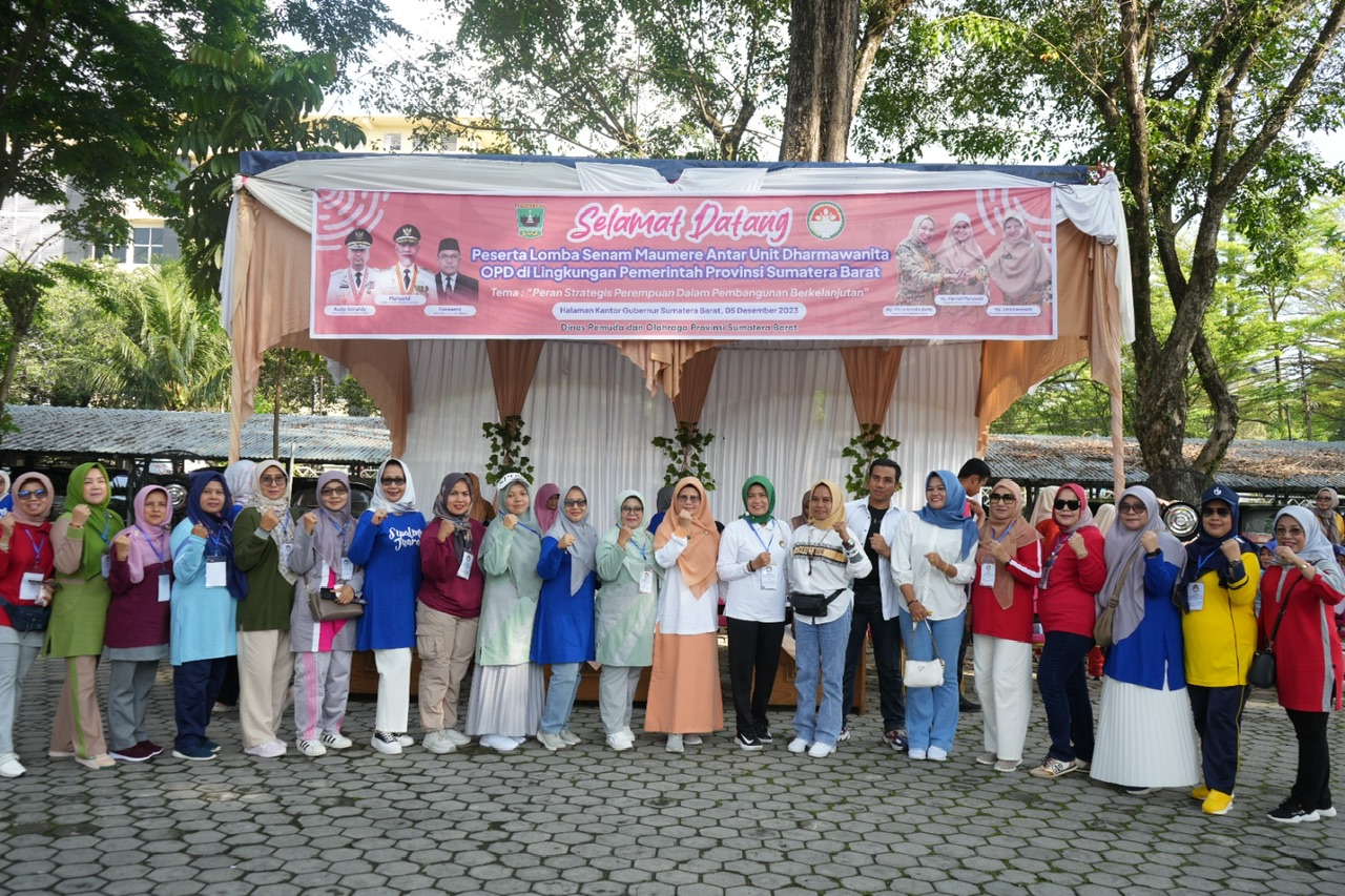 Lomba Senam Maumere, Meriahkan Rangkaian Kegiatan HUT DWP Sumbar ke 24