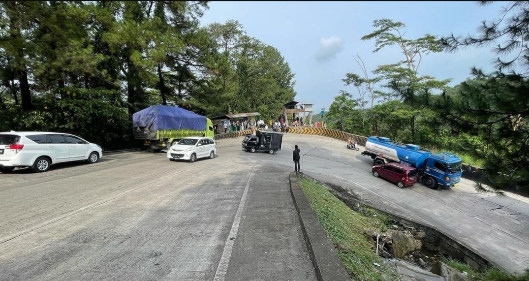 Sambut Libur Nataru, Gubernur Sumbar Terbitkan Aturan Pembatasan Operasional Angkutan Barang