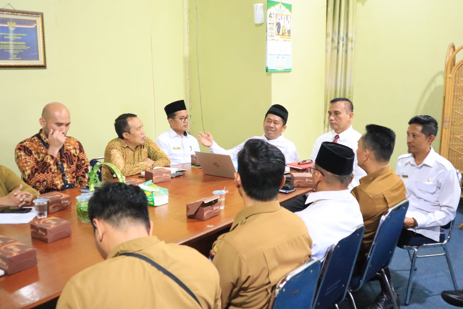 Sasar Desa Wisata, Pemprov Sumbar Dukung Kemenag Sumbar Sukseskan Wajib Halal Oktober 2024