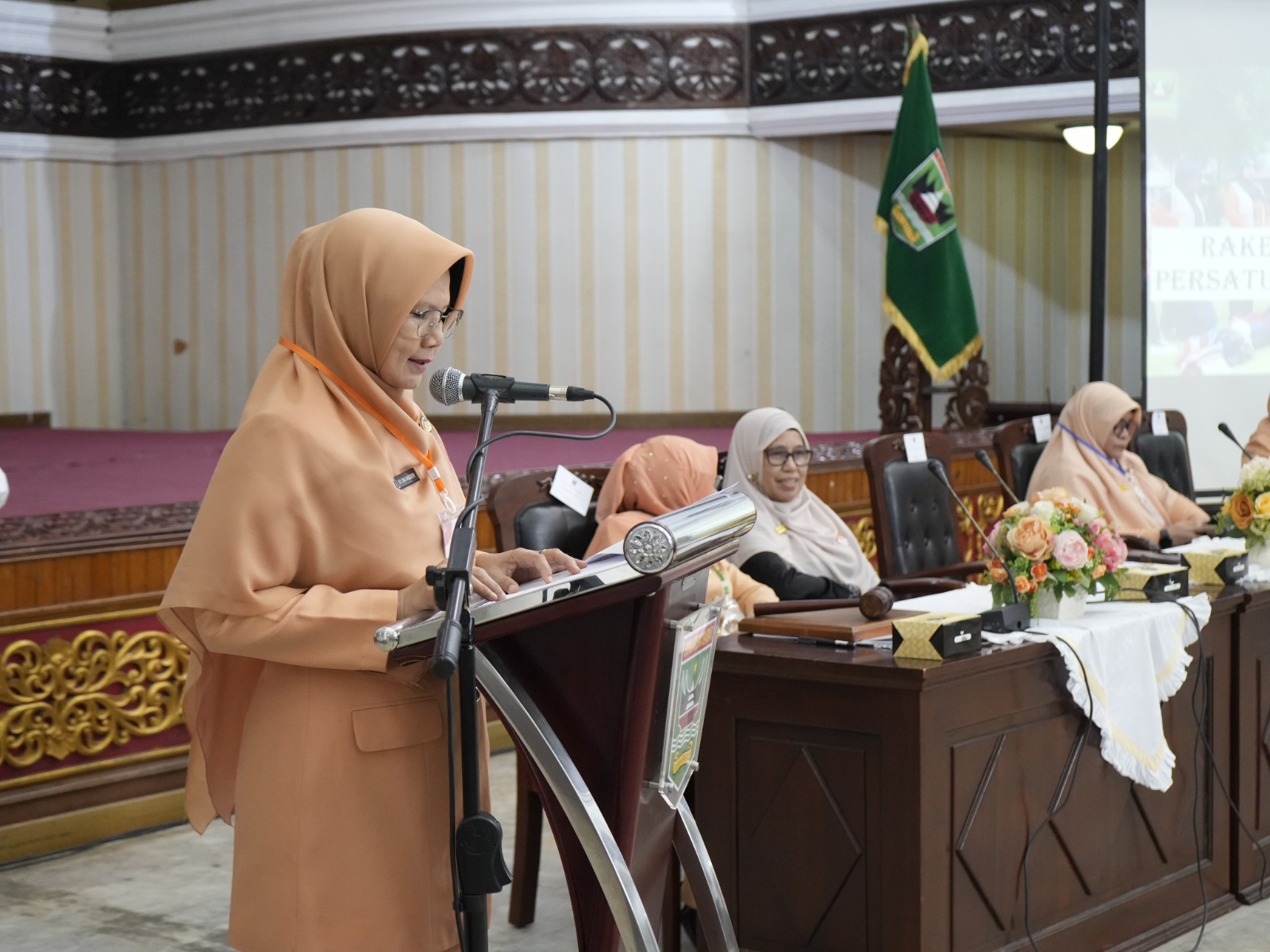 Tingkatkan Kolaborasi dan Inovasi, Dharma Wanita Persatuan se-Sumatera Barat Gelar Rakerda