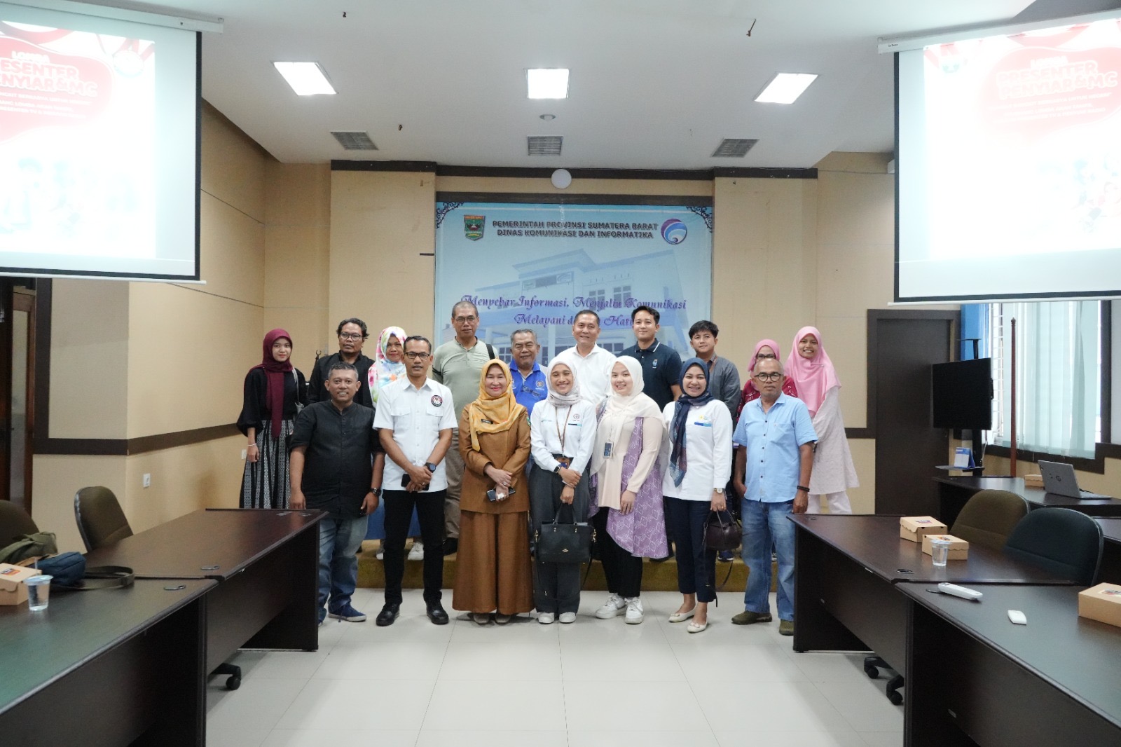 Diskominfotik Bersama KPID Sumbar Gelar Lomba Presenter, Penyiar, dan MC Meriahkan HUT RI 79