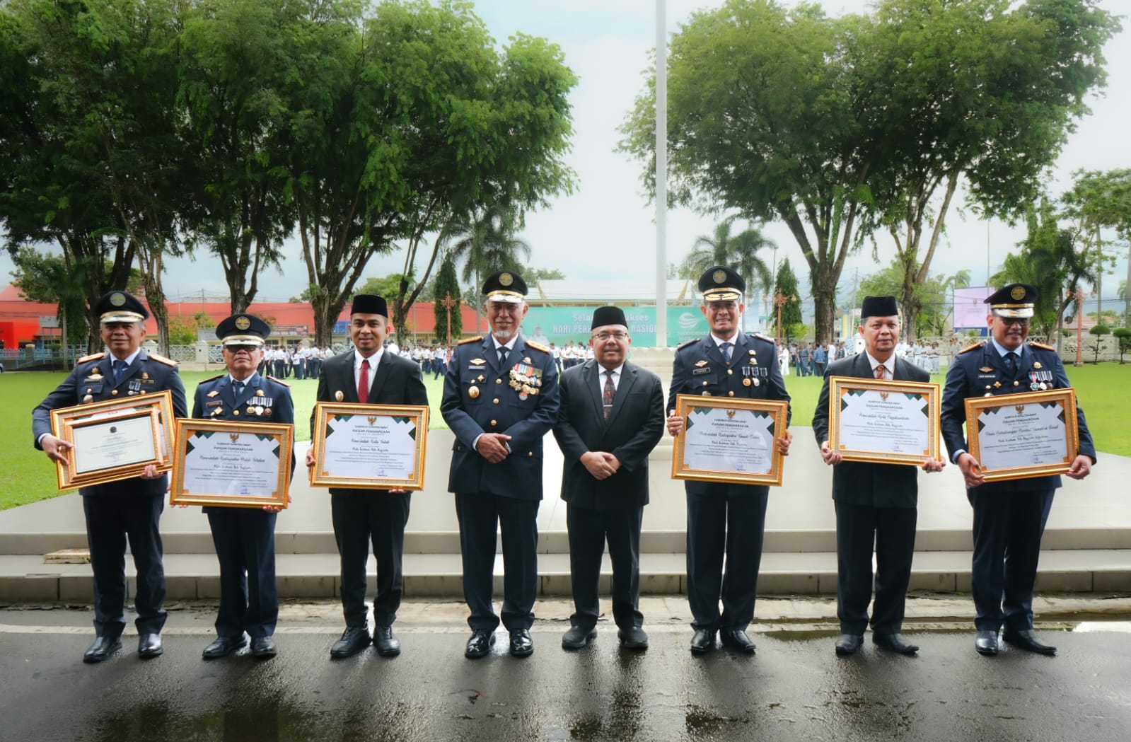 Pimpin Upacara Peringatan Harhubnas 2024, Gubernur Sumbar Komit Wujudkan Konektivitas dan Layanan Transportasi Publik